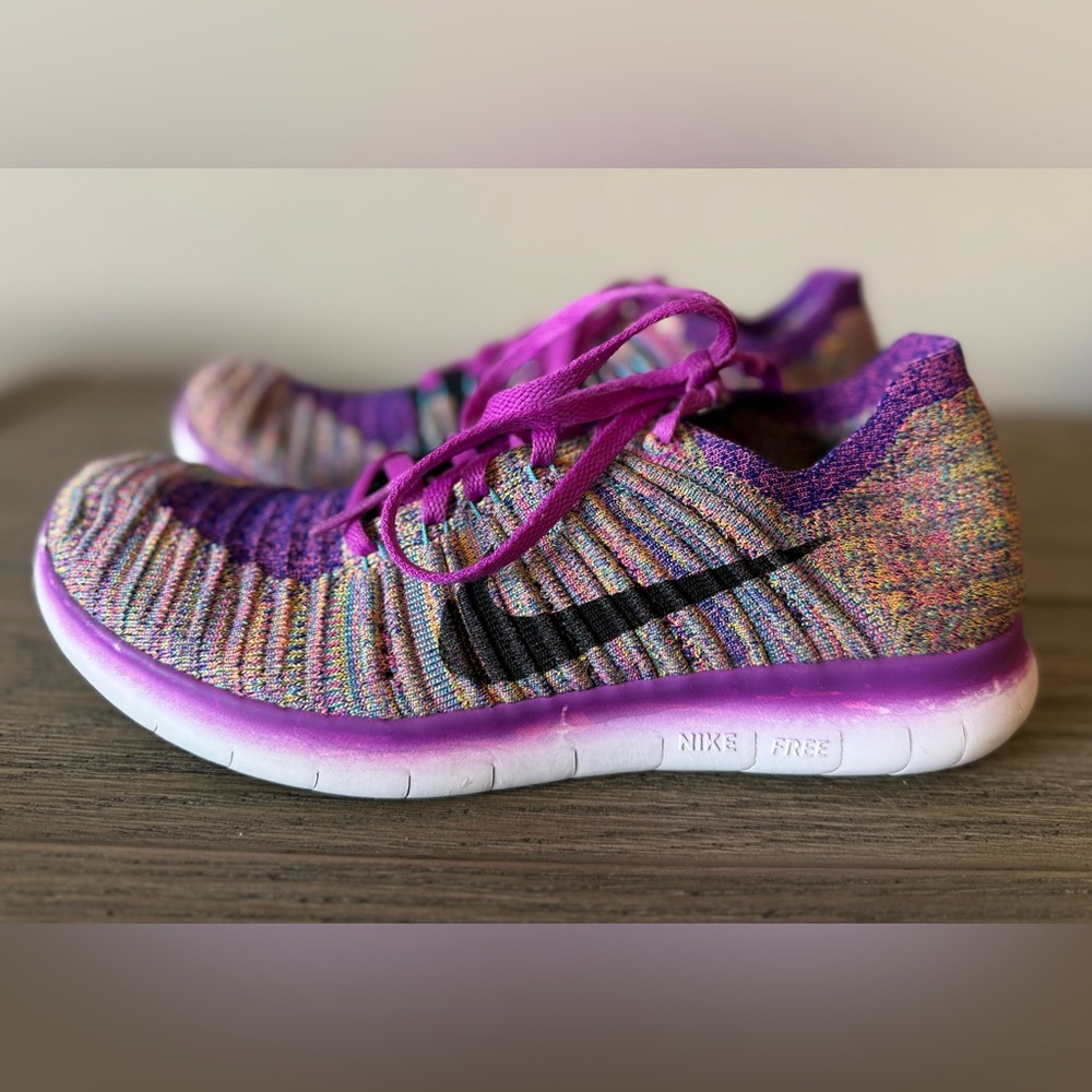 Nike Women’s Hyper Violet / Black Gamma Free RN Flyknit Sneakers - Size 7.5